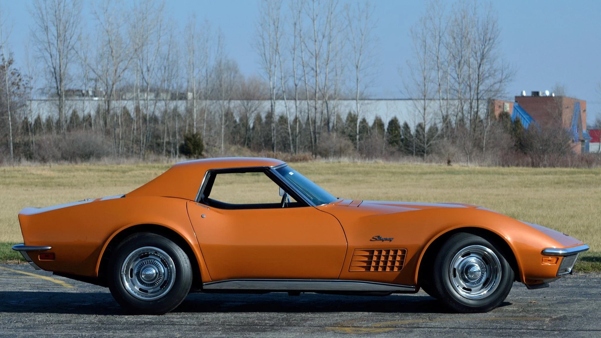 Click to Enlarge-Esc to Close Corvette Generations/C3/C3 1971 Gold side view.webp